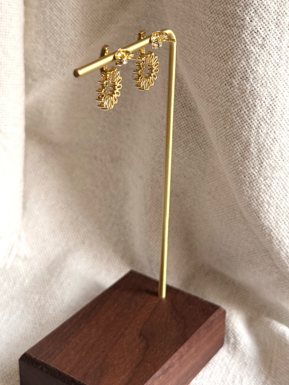 NEW! Gold Plated Champagne Crystal Earrings - Women Jewelry - Picture 5 of 6